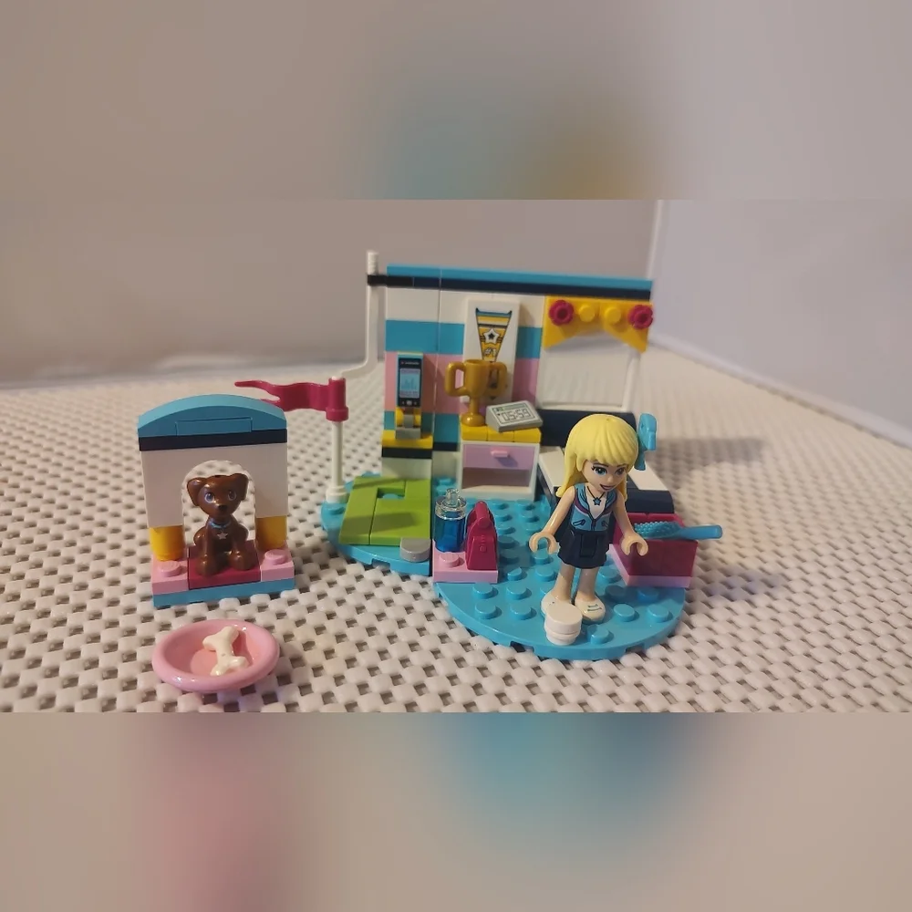 Lego Friends 41328 Stephanie's Bedroom